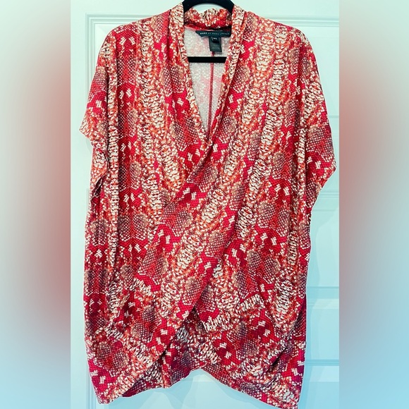 Marc By Marc Jacobs Red and Tan Short Sleeve Wrap Blouse Top Size w/Pickets M/L - Picture 2 of 8